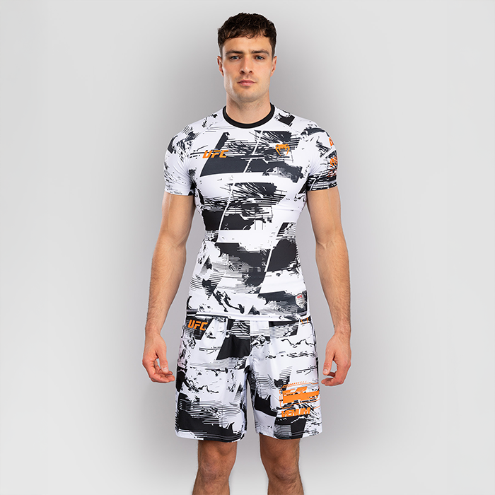UFC Zenith by Venum Fight Week Rashguard Kort&aelig;rmet Sort Hvid Orange