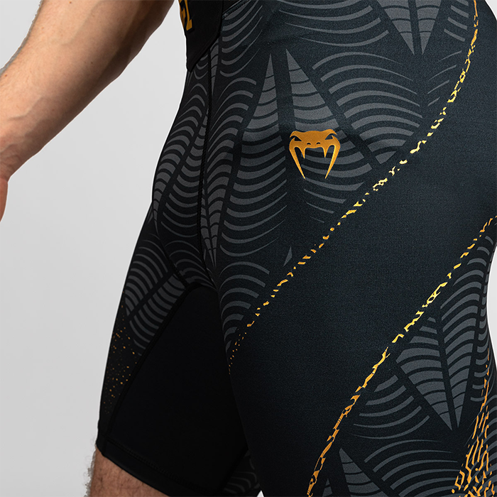 UFC Zenith by Venum Fight Night Vale Tudo Shorts Sort Guld