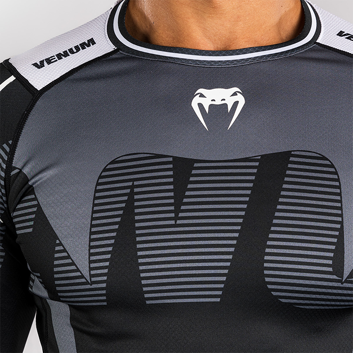 Venum Adrenaline Rashguard Sort Gr&aring;