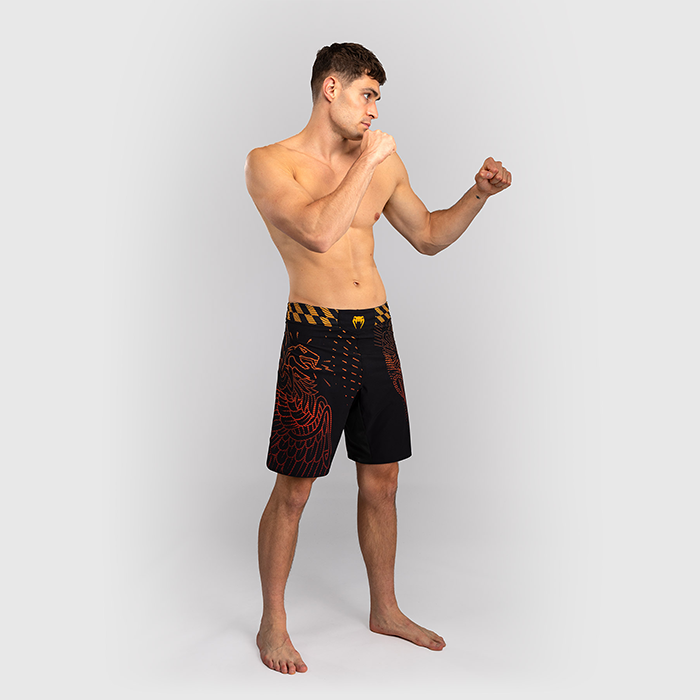 Venum Quetzal Fury Fightshorts Sort R&oslash;d Orange