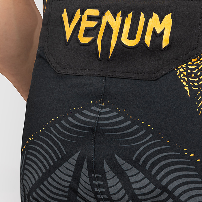 UFC Zenith by Venum Fight Night Fightshorts Kort model Sort Guld