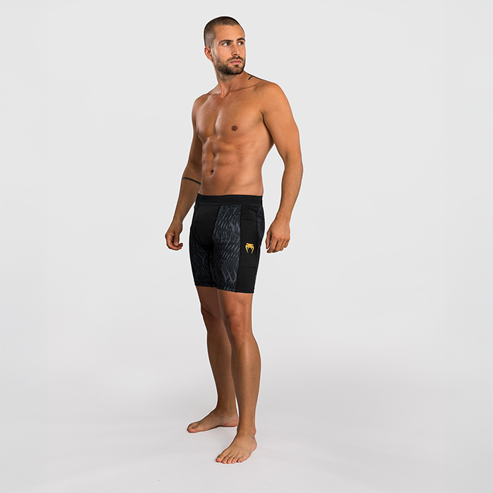 Venum X Chimaev Wild Borz Vale Tudo Shorts Sort Gr&aring;